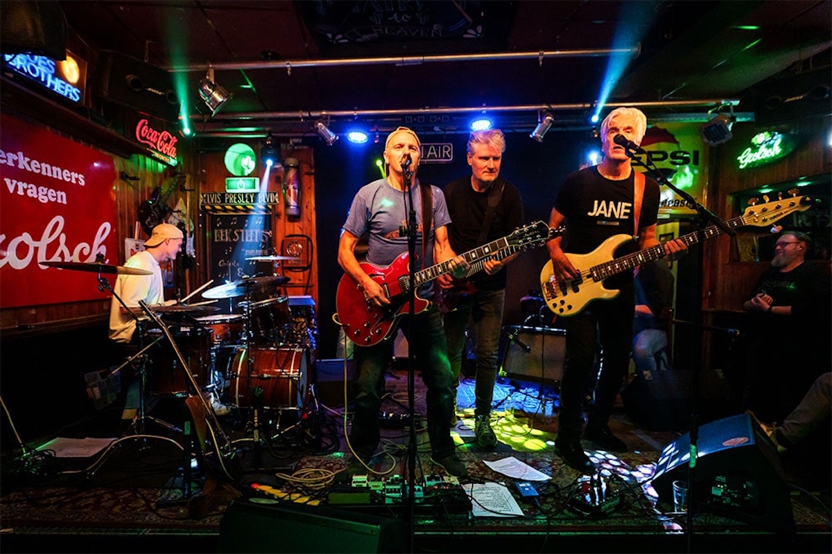 My Generation - Cafe de Cactus - 86 My Generation - Cafe de Cactus - 86